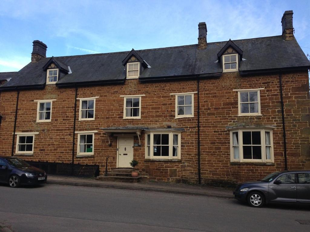 Kendal House B&B Towcester Esterno foto